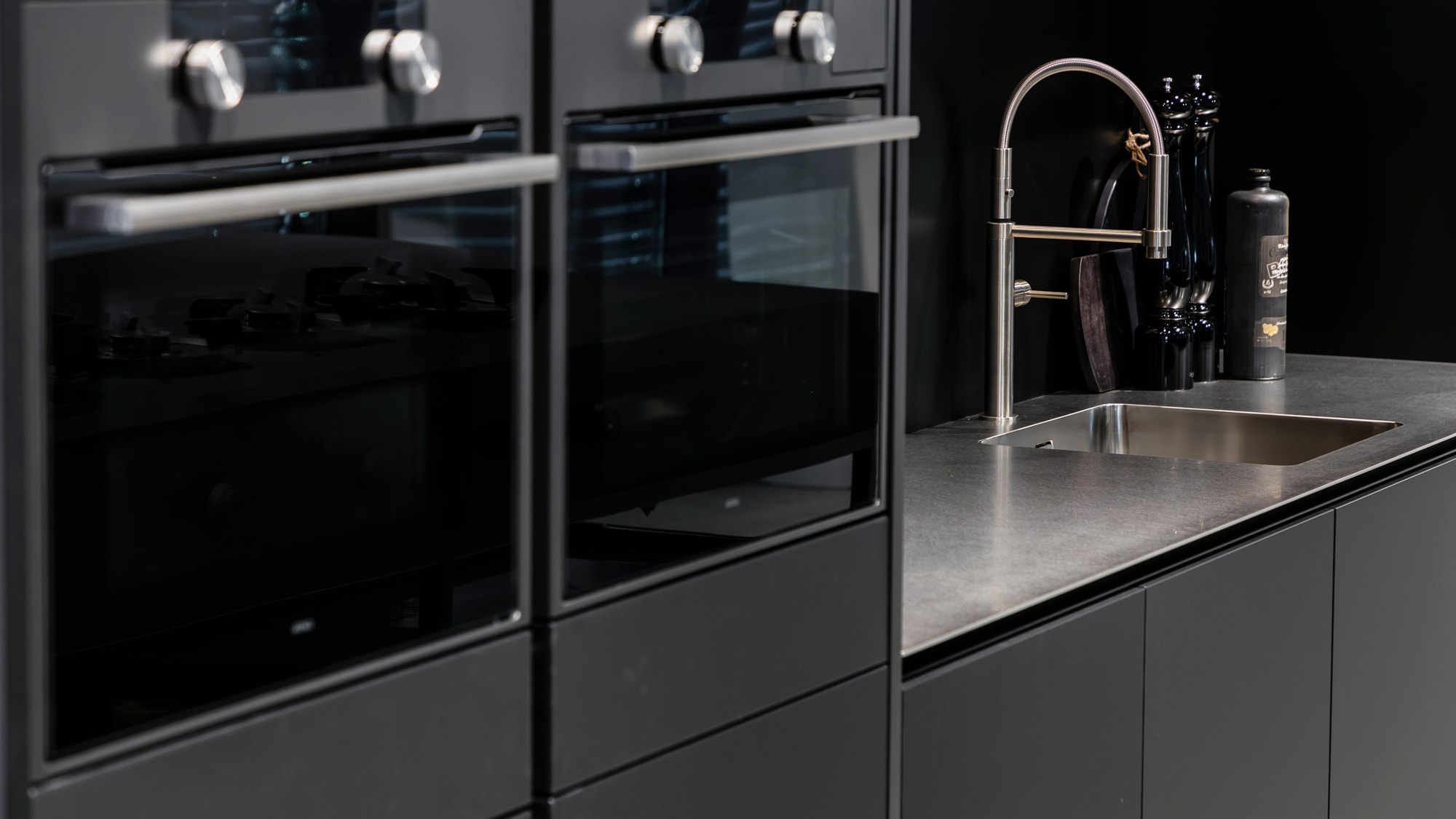 Hoofdbeeld Showroomkeukens Min